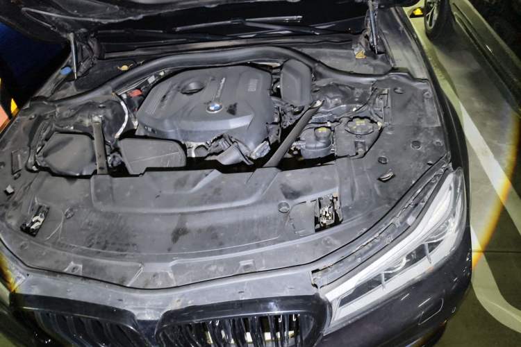 Used BMW 7 Series 2016 730Li Luxury Model Engine Bay Left