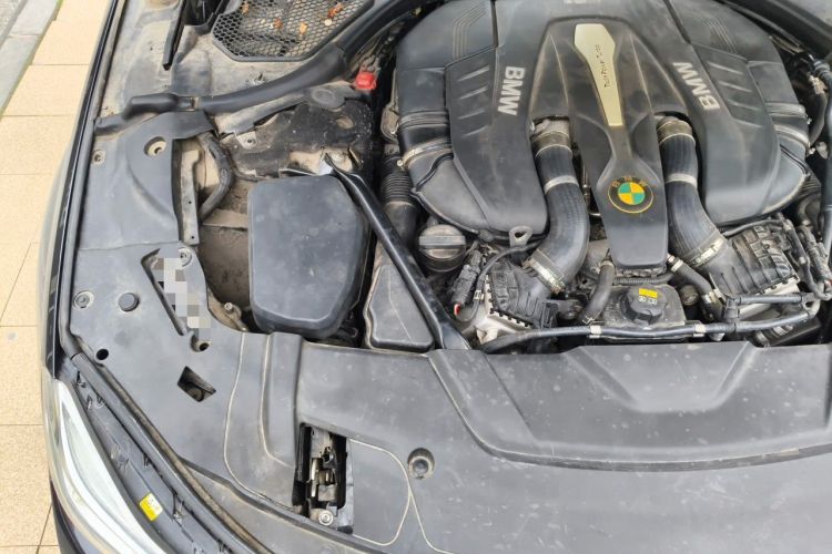 Used BMW 7 Series 2016 750Li xDrive Four-Seat Version Engine Bay Right