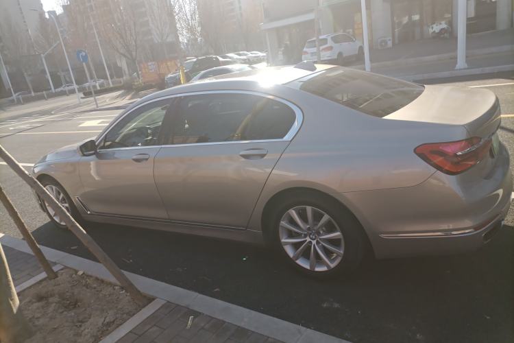 Used BMW 7 Series 2016 730Li Leading Model Exterior 3