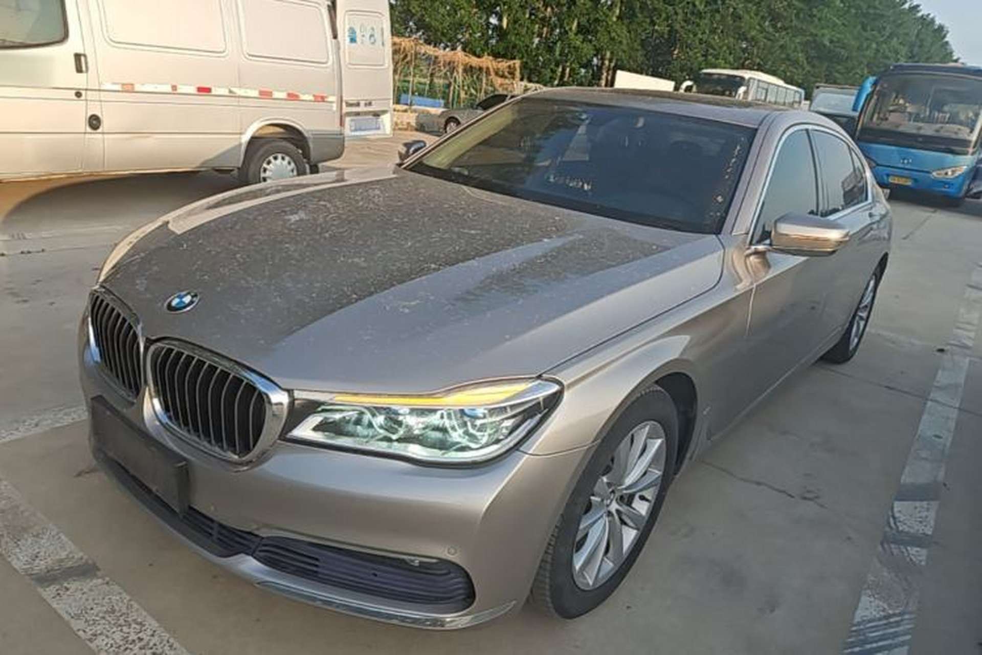Used BMW 7 Series 2016 730Li Leading Model Front Left 45 Deg