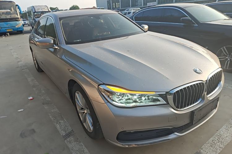 Used BMW 7 Series 2016 730Li Leading Model Front Right 45 Deg