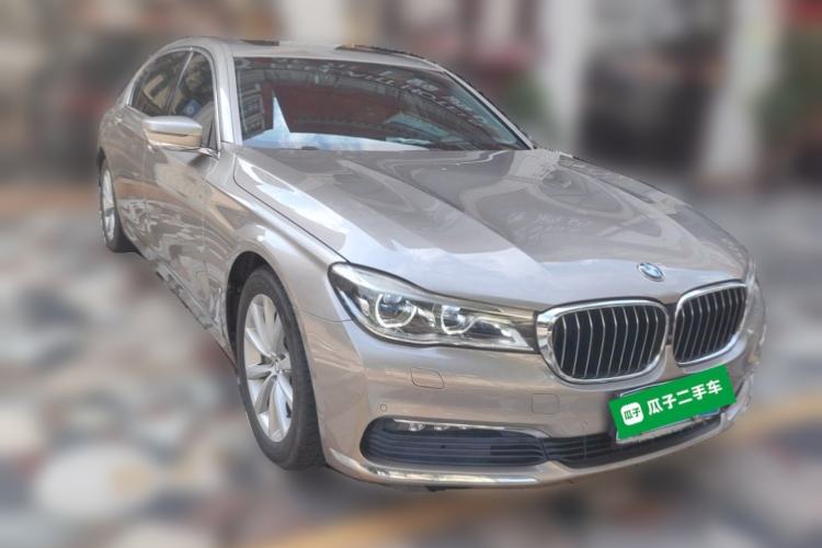 Used BMW 7 Series 2016 730Li Luxury Model Front Right 45 Deg