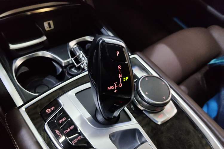 Used BMW 7 Series 2016 740Li Luxury Edition Gear Lever