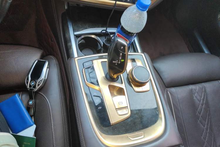Used BMW 7 Series 2016 730Li Luxury Model Gear Lever