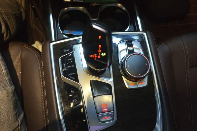 Used BMW 7 Series 2016 730Li Leading Model Gear Lever