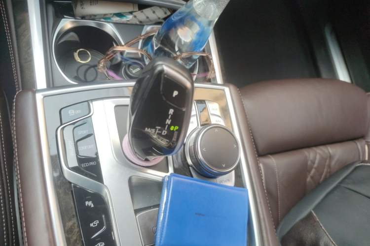 Used BMW 7 Series 2016 730Li Luxury Model Gear Lever