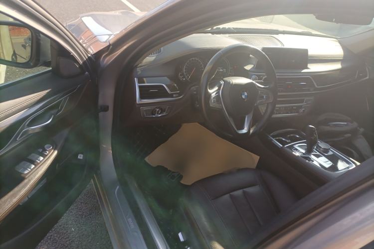 Used BMW 7 Series 2016 730Li Leading Model Interior 3