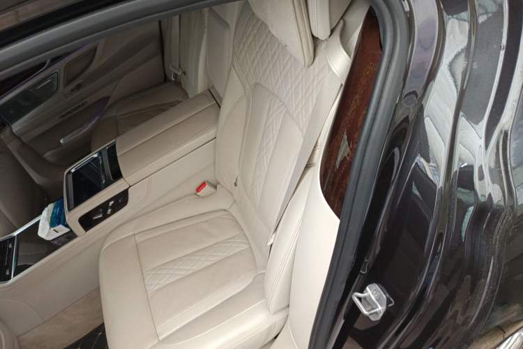 Used BMW 7 Series 2016 750Li xDrive Four-Seat Version Left Rear Seat
