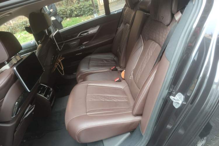 Used BMW 7 Series 2016 730Li Luxury Model Left Rear Seat
