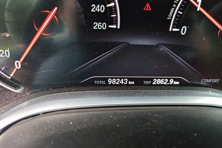 Used BMW 7 Series 2016 740Li Luxury Edition Odometer Close Up