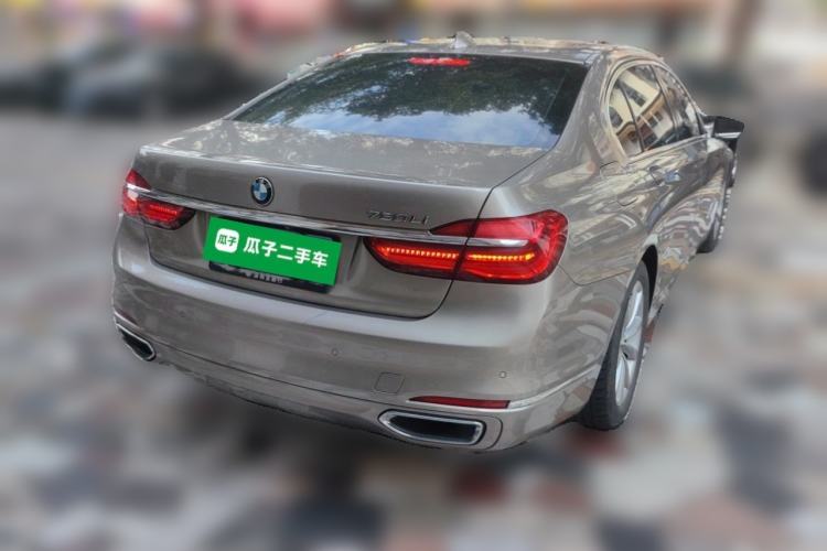 Used BMW 7 Series 2016 730Li Luxury Model Rear Right 45 Deg