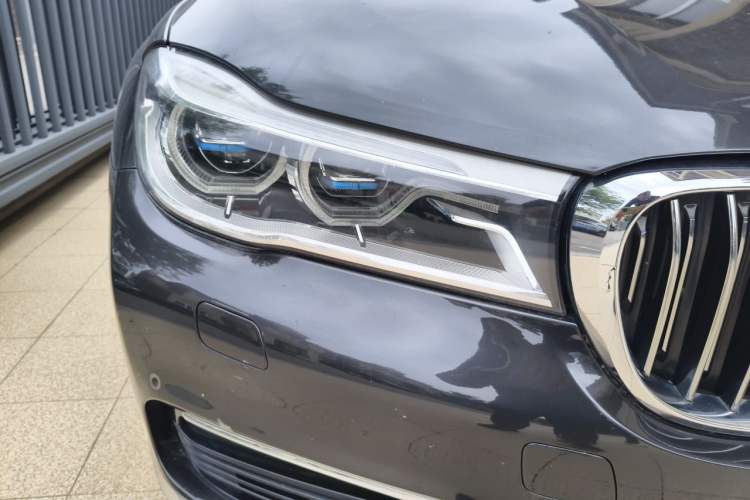 Used BMW 7 Series 2016 750Li xDrive Four-Seat Version Right Front Headlight