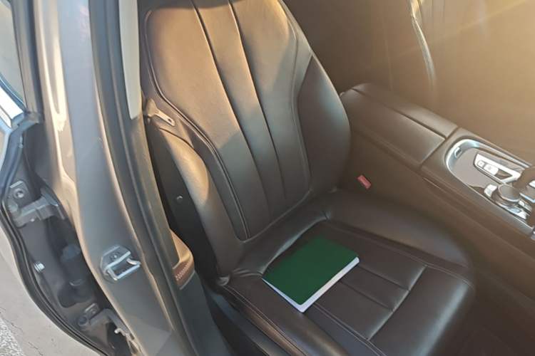 Used BMW 7 Series 2016 730Li Leading Model Right Front Seat