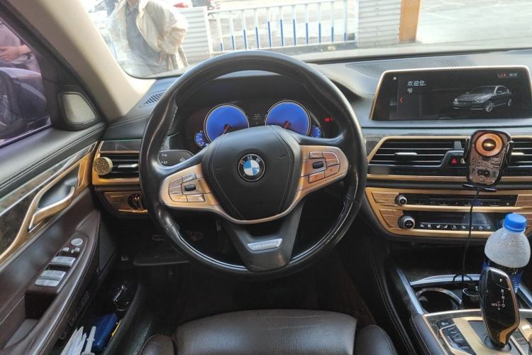 Used BMW 7 Series 2016 730Li Luxury Model Steering Wheel