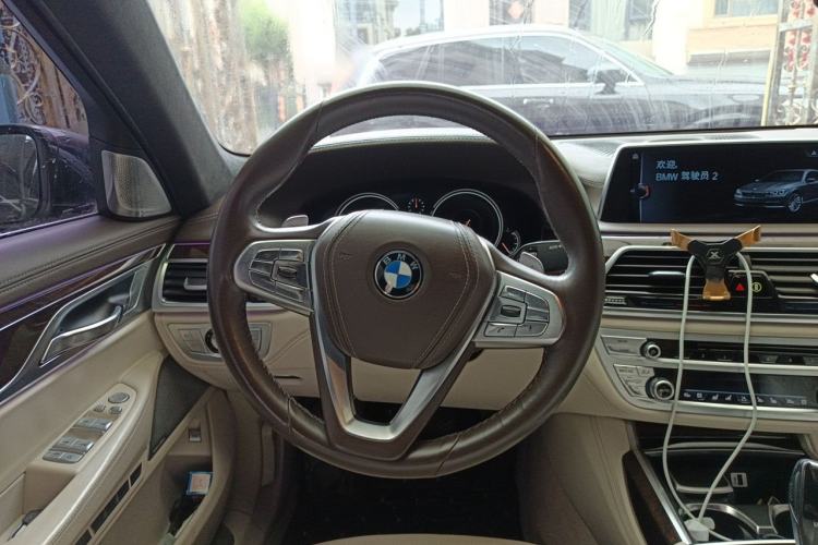 Used BMW 7 Series 2016 750Li xDrive Four-Seat Version Steering Wheel