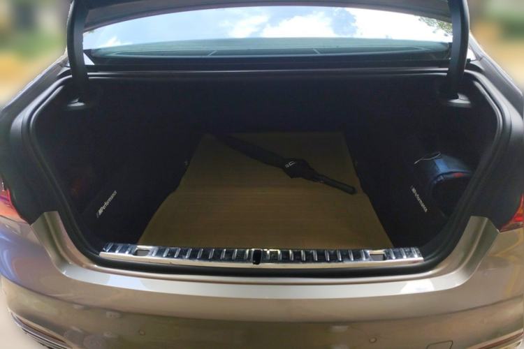 Used BMW 7 Series 2016 740Li Luxury Edition Trunk