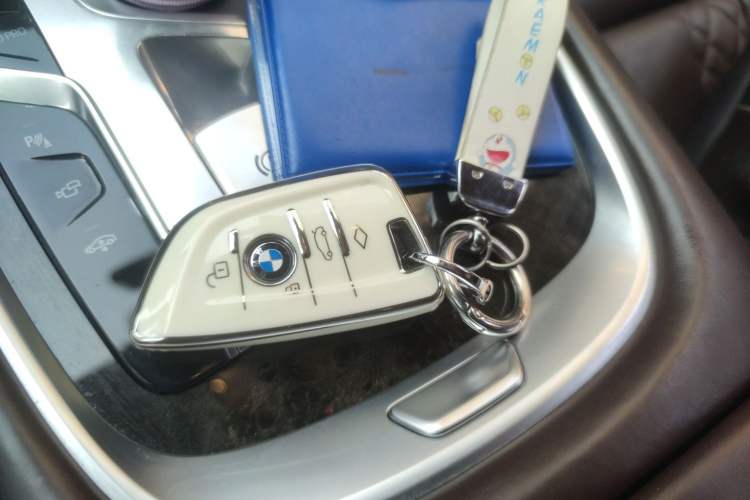 Used BMW 7 Series 2016 730Li Luxury Model Vehicle Key