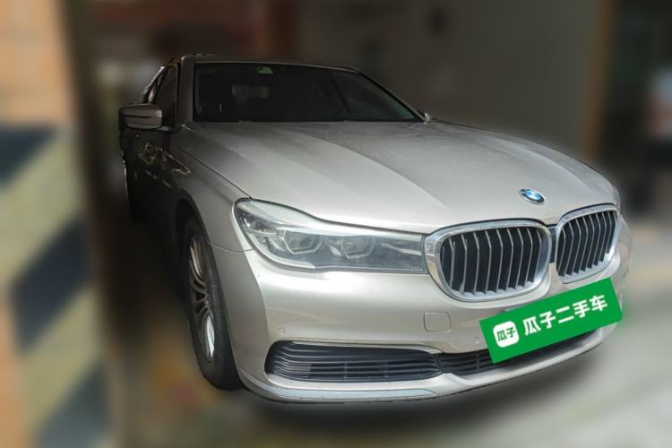Used BMW 7 Series  Front Right 45 Deg