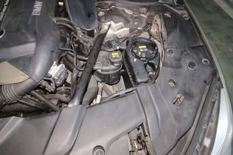 Used BMW 7 Series 2016 730Li Leading Model Engine Bay Left