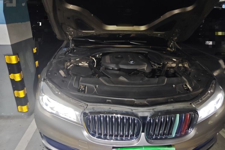 Used BMW 7 Series 2016 730Li Leading Model Engine Bay Right