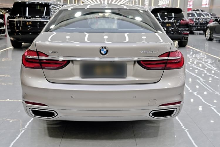 Used BMW 7 Series 2016 750Li xDrive Four-Seat Version Exterior 3