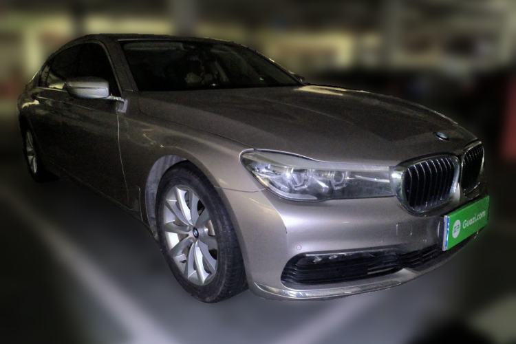 Used BMW 7 Series 2016 730Li Leading Model Front Right 45 Deg