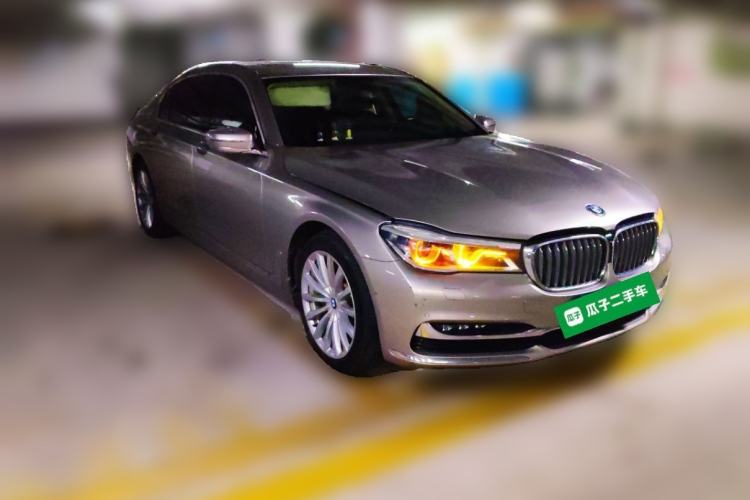 Used BMW 7 Series 2016 740Li Luxury Edition Front Right 45 Deg