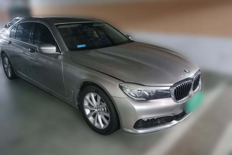 Used BMW 7 Series 2016 730Li Leading Model Front Right 45 Deg