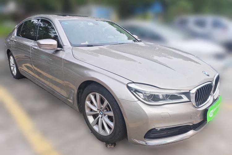 Used BMW 7 Series 2016 740Li Luxury Edition Front Right 45 Deg
