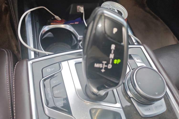 Used BMW 7 Series 2016 740Li Luxury Edition Gear Lever