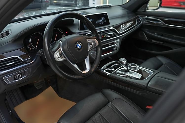 Used BMW 7 Series 2016 750Li xDrive Four-Seat Version Interior 1