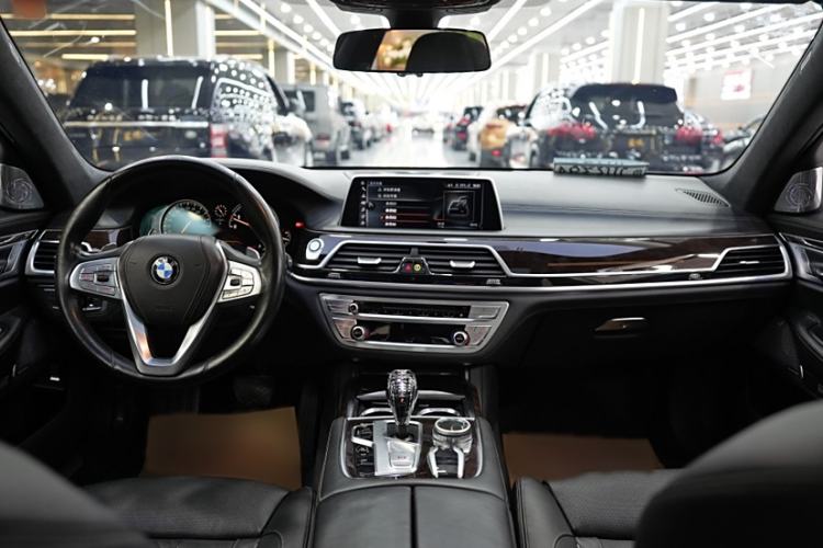 Used BMW 7 Series 2016 750Li xDrive Four-Seat Version Interior 3