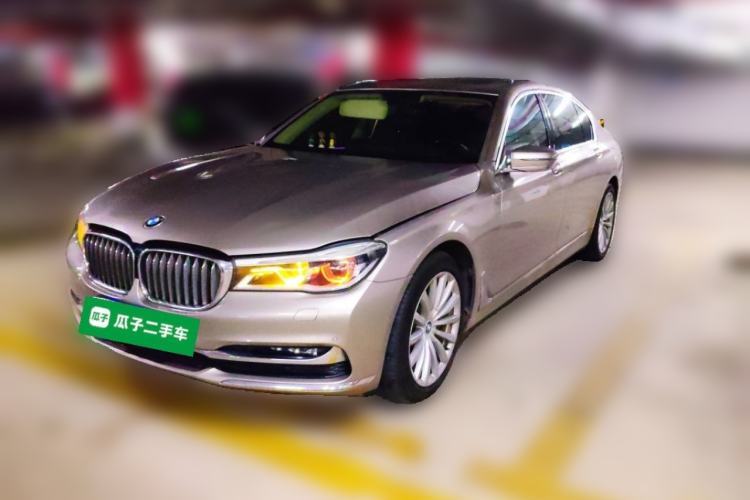 Used BMW 7 Series 2016 740Li Luxury Edition Guazi used car, China used car export, Used car for sale, Used BMW cars, Cheapest cars for sale