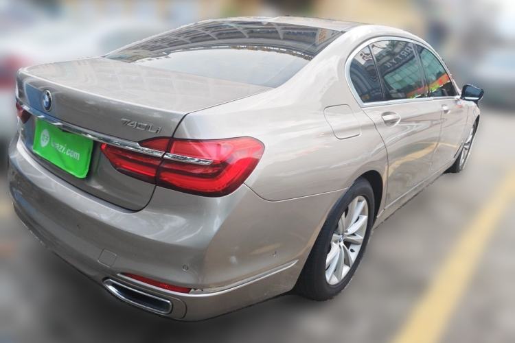 Used BMW 7 Series 2016 740Li Luxury Edition Rear Right 45 Deg