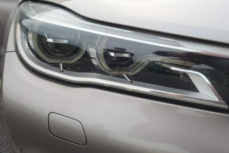 Used BMW 7 Series 2016 740Li Luxury Edition Right Front Headlight