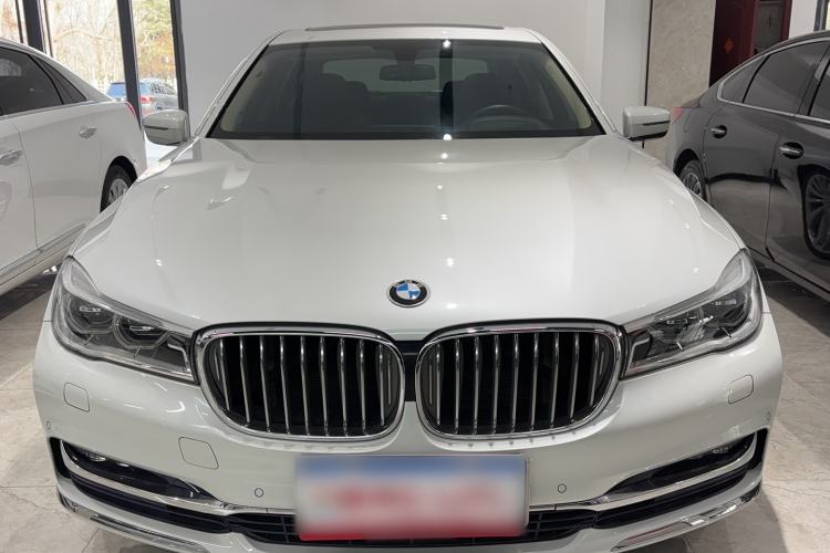 Used BMW 7 Series 2016 740Li Luxury Edition Exterior 3