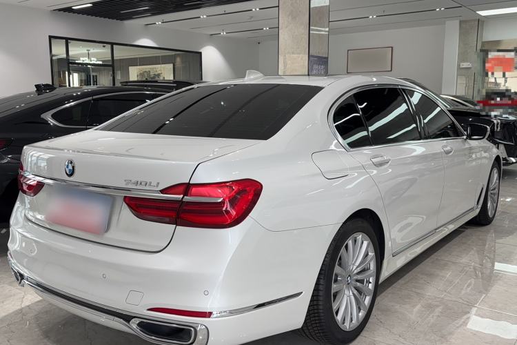 Used BMW 7 Series 2016 740Li Luxury Edition Exterior 5