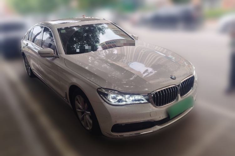 Used BMW 7 Series 2016 730Li Leading Model Front Right 45 Deg