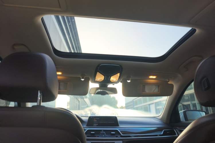 Used BMW 7 Series 2016 730Li Leading Model Headliner