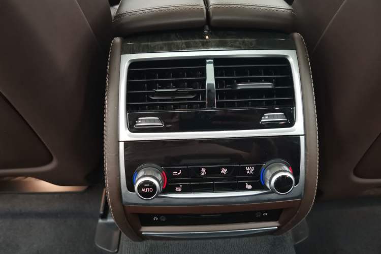 Used BMW 7 Series 2016 740Li Luxury Edition Interior 5