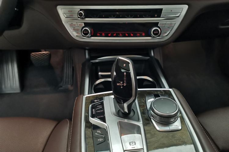 Used BMW 7 Series 2016 740Li Luxury Edition Interior 8
