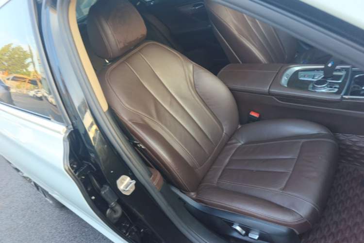 Used BMW 7 Series 2016 730Li Leading Model Right Front Seat