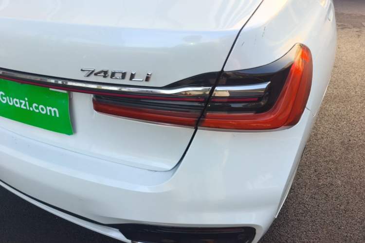 Used BMW 7 Series 2016 730Li Leading Model Right Rear Taillight