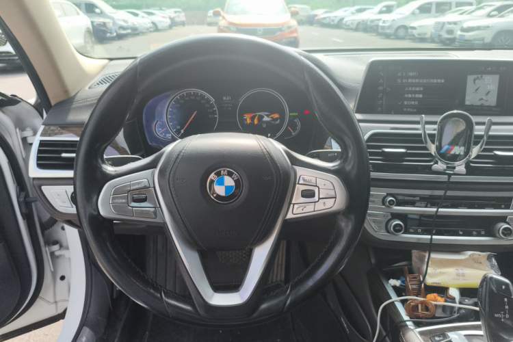 Used BMW 7 Series 2016 730Li Leading Model Steering Wheel
