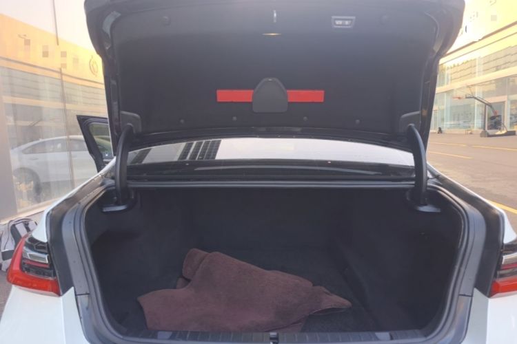 Used BMW 7 Series 2016 730Li Leading Model Trunk