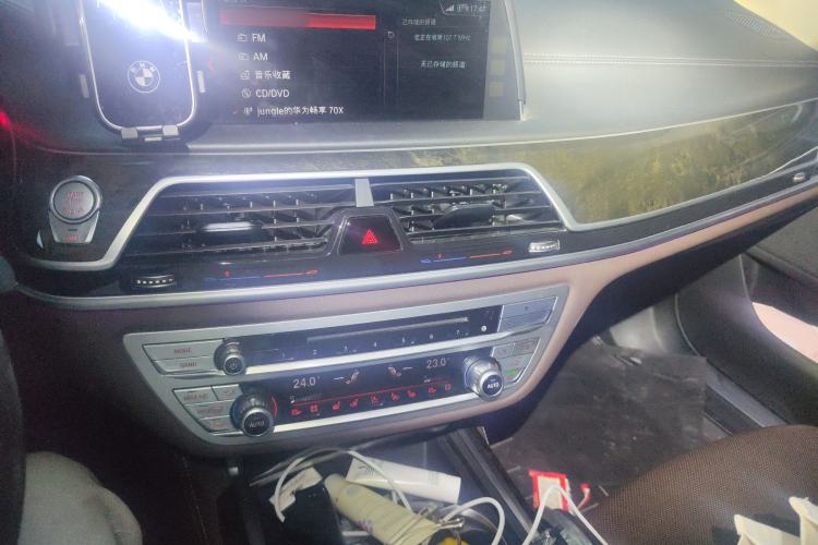 Used BMW 7 Series 2017 730Li Luxury Model Audio And AC Panel