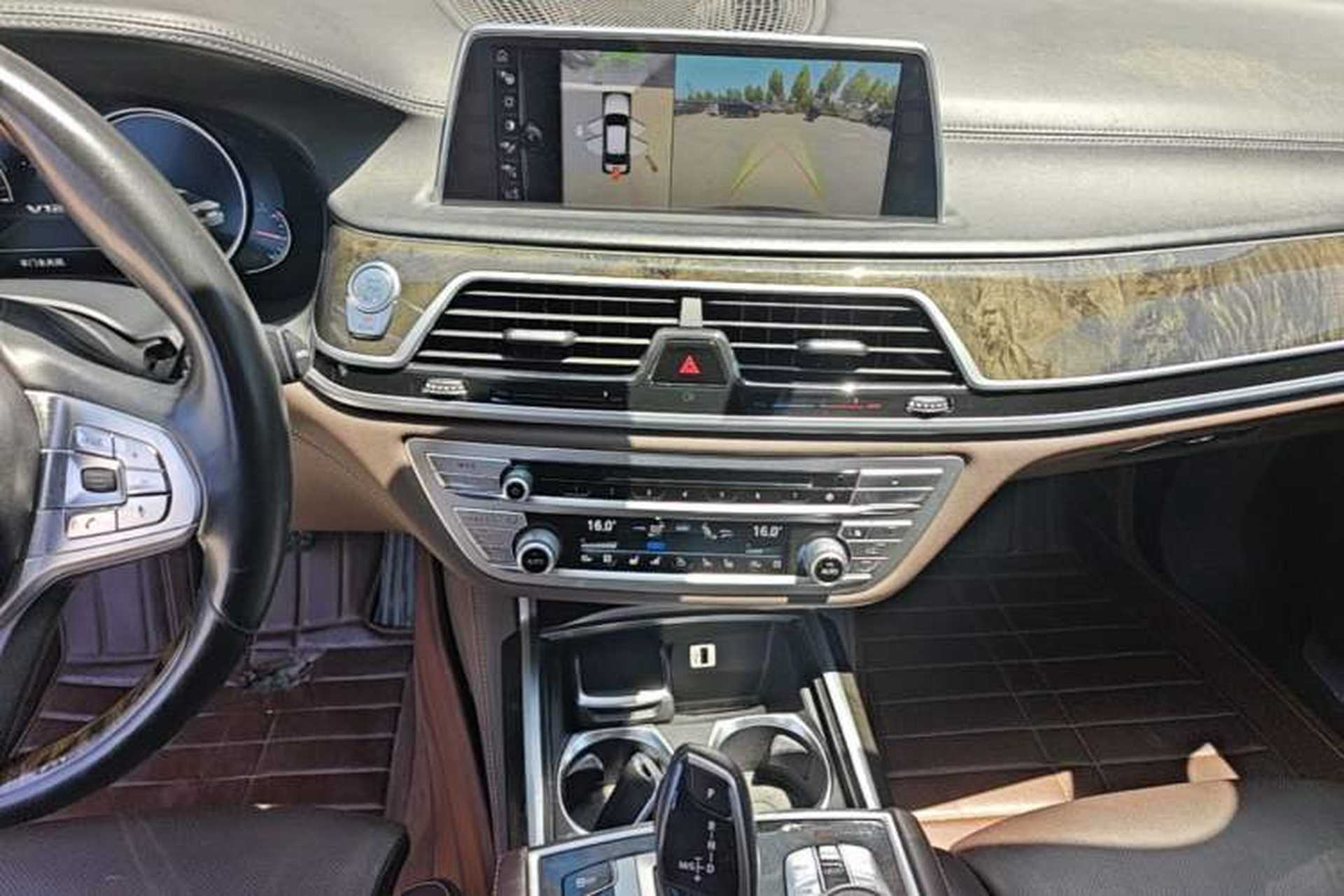Used BMW 7 Series 2017 730Li Luxury Model Audio And AC Panel