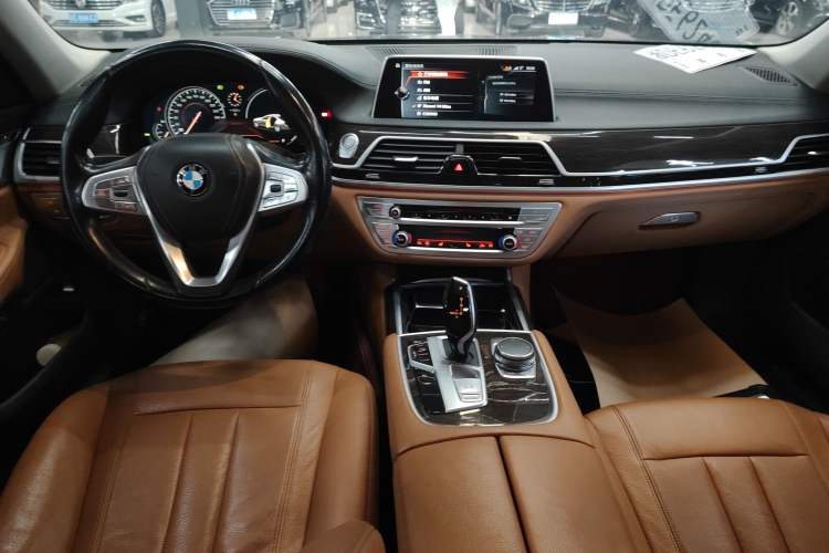 Used BMW 7 Series 2017 730Li Leading Model Audio And AC Panel