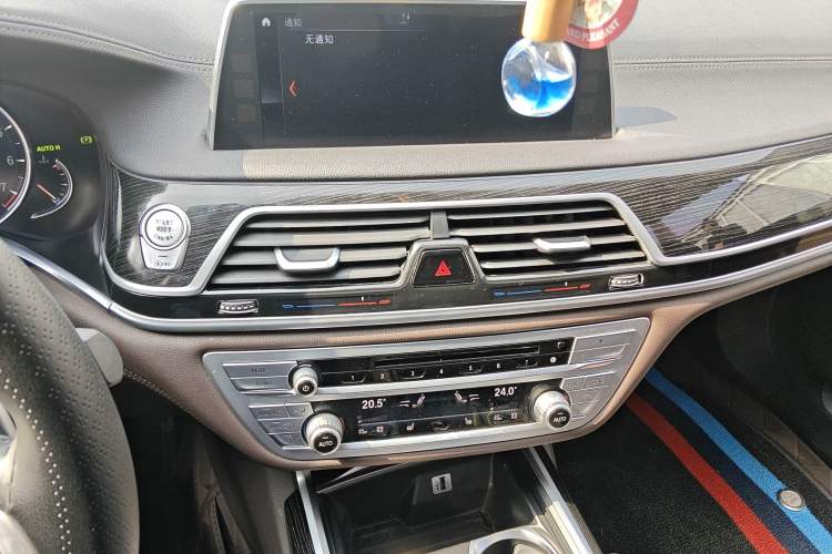 Used BMW 7 Series 2017 730Li Leading Model Audio And AC Panel
