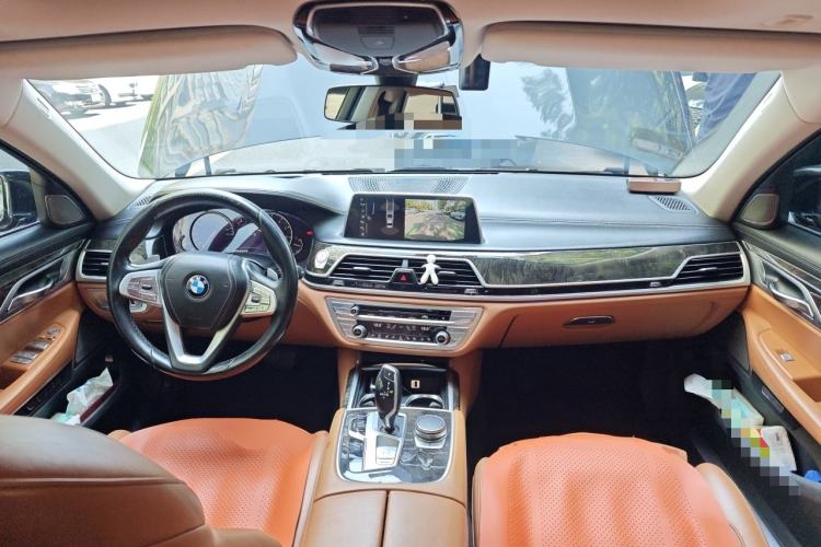 Used BMW 7 Series 2017 740Li Luxury Edition Center Console